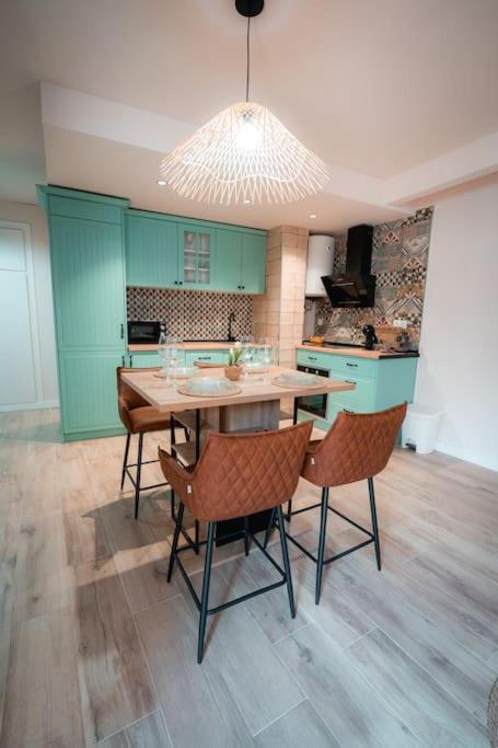 Qh Caldeleria Vieja Apartment Granada Ngoại thất bức ảnh