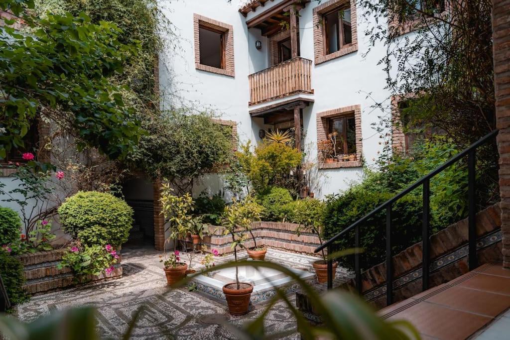 Qh Caldeleria Vieja Apartment Granada Ngoại thất bức ảnh